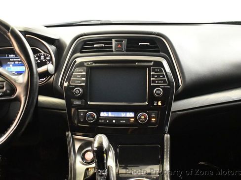 Used 2017 Nissan Maxima 3.5 SV image 22