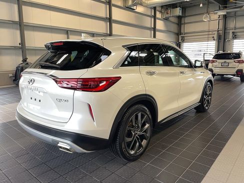 Used 2019 INFINITI QX50 Essential w/ Sensory Package image 23