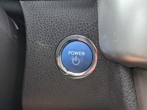 Used 2019 Toyota Highlander Limited Platinum AWD/4WD image 17