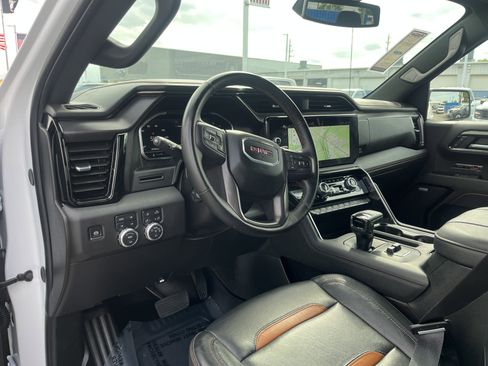 Used 2025 GMC Sierra 1500 AT4 AWD/4WD image 13