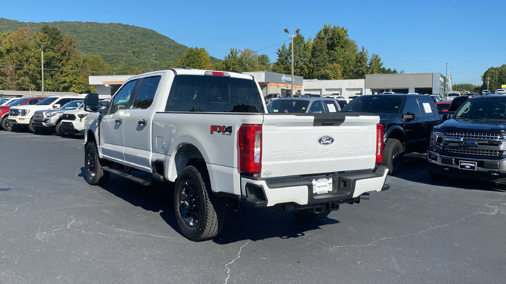 New 2027 Ford F250 XL w/ STX Appearance Package AWD/4WD image 7