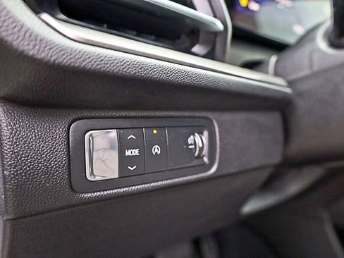 Used 2024 Chevrolet Traverse LT w/ Enhanced Driving Package image 14