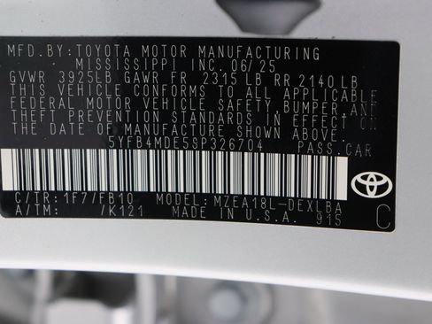 Used 2025 Toyota Corolla LE FWD image 37