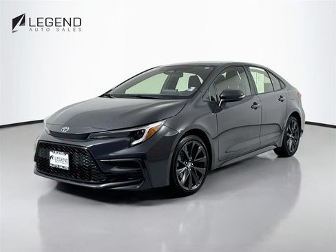 Used 2024 Toyota Corolla SE FWD image 1