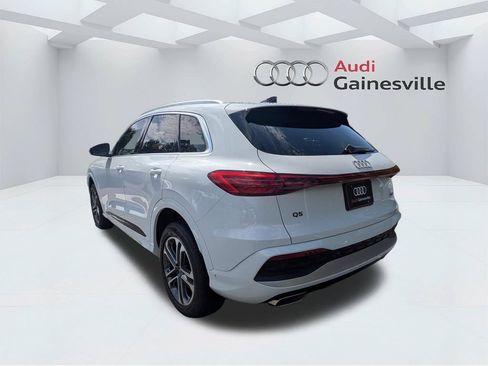Used 2025 Audi Q5 Premium AWD/4WD image 10