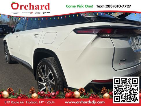 Used 2025 Jeep Wagoneer S Limited image 5