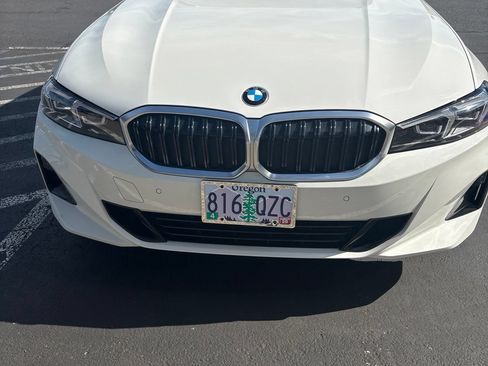 Used 2024 BMW 330i xDrive Sedan w/ Convenience Package AWD/4WD image 5