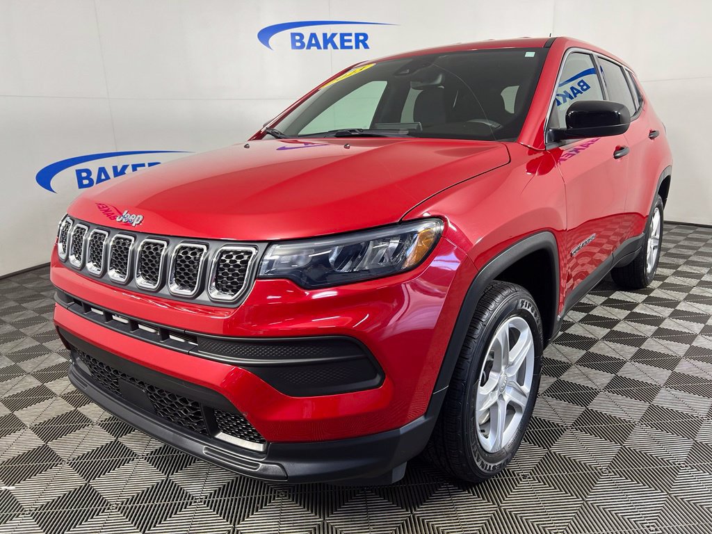 Used 2023 Jeep Compass Sport AWD/4WD image 1