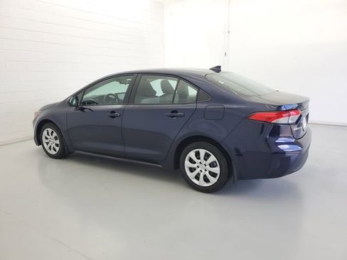 Used 2025 Toyota Corolla LE FWD image 7