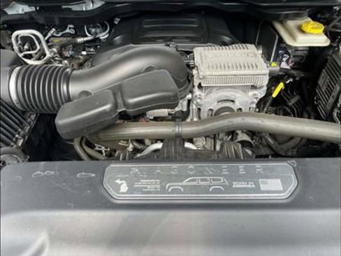 Used 2022 Jeep Wagoneer Series III image 28