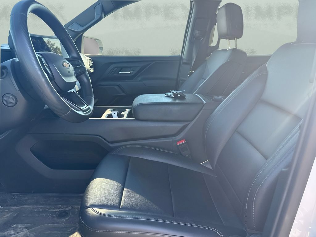 Used 2024 Chevrolet Silverado EV W/T AWD/4WD image 9