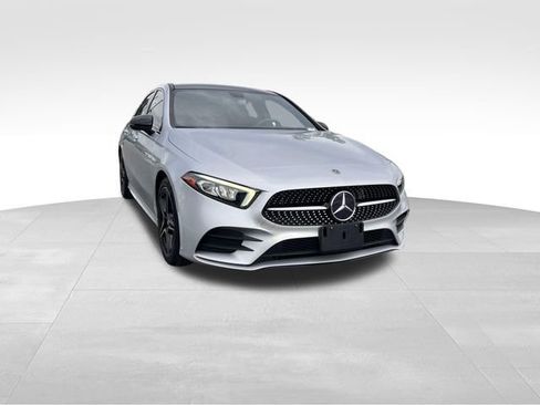 Used 2020 Mercedes-Benz A 220 w/ AMG Line image 7