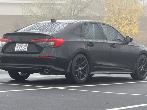 Used 2023 Honda Civic Sport image 5