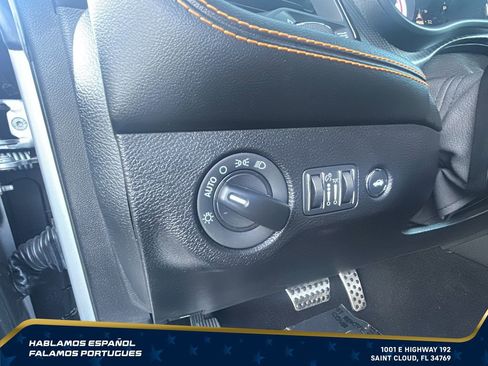 Used 2022 Dodge Challenger R/T Scat Pack RWD image 17