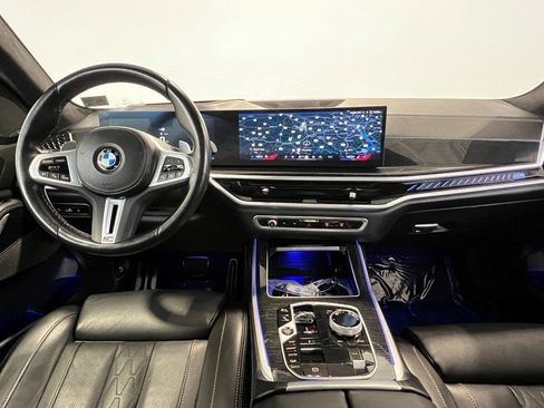 Used 2024 BMW X7 M60i w/ Executive Package image 20