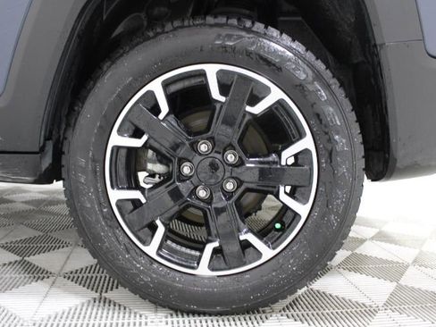 Used 2023 Jeep Renegade Latitude image 35