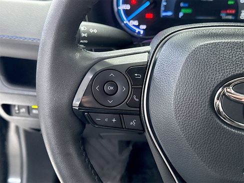 Used 2024 Toyota RAV4 SE image 14