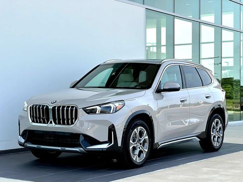 New 2026 BMW X1 xDrive28i w/ Technology Package AWD/4WD image 9
