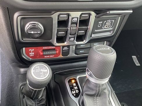 New 2026 Jeep Gladiator Mojave image 23