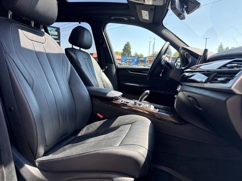 Used 2018 BMW X5 xDrive40e AWD/4WD image 18
