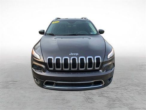 Used 2017 Jeep Cherokee Limited AWD/4WD image 8