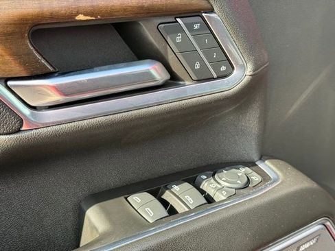 Used 2024 Chevrolet Silverado 3500 High Country image 26