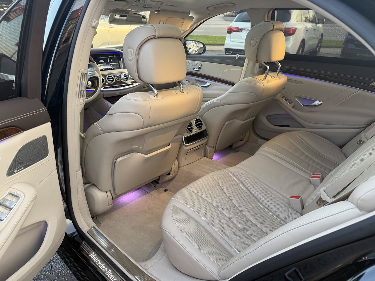 Used 2015 Mercedes-Benz S 550 4MATIC Sedan image 11
