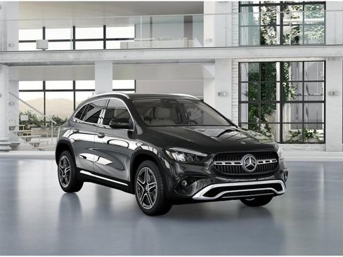 New 2026 Mercedes-Benz GLA 250 4MATIC image 10