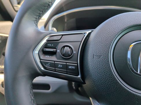 Used 2025 Acura MDX SH-AWD w/ Technology Package image 23