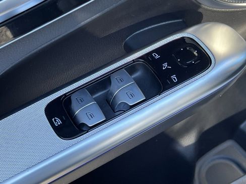 New 2026 Mercedes-Benz GLC 300 4MATIC image 13