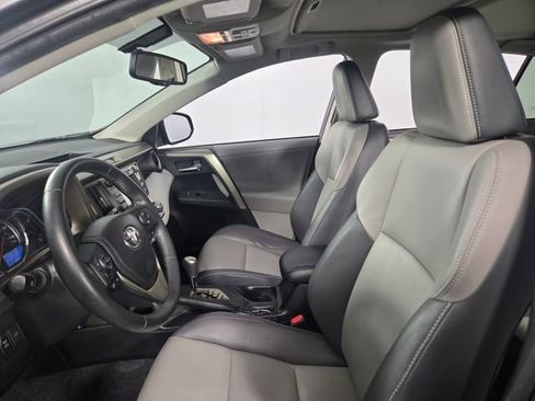 Used 2013 Toyota RAV4 Limited AWD/4WD image 15