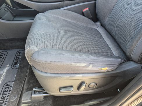 Certified 2022 Hyundai Santa Fe SEL w/ Convenience Package FWD image 19