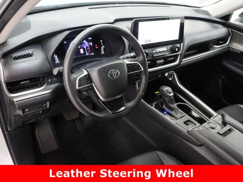 Certified 2025 Toyota Grand Highlander AWD image 13