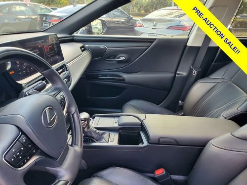 Used 2022 Lexus ES 350 Ultra Luxury w/ Accessory Package 2 FWD image 15