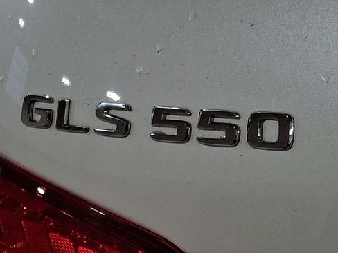 Used 2019 Mercedes-Benz GLS 550 4MATIC image 30