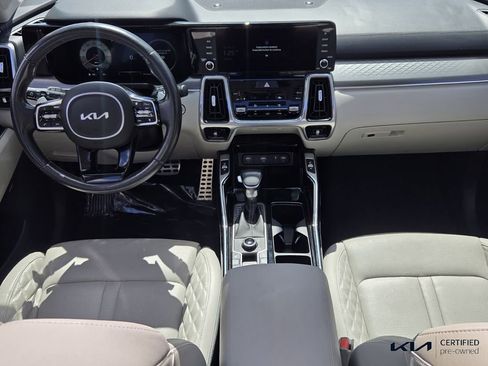 Certified 2023 Kia Sorento SX image 13