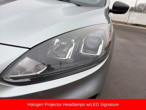 Used 2022 Ford Escape SE w/ Convenience Package image 17