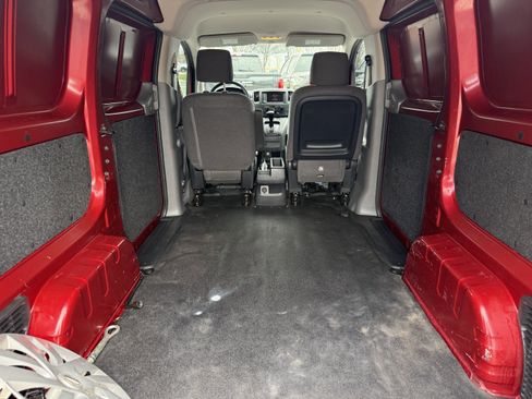 Used 2021 Nissan NV200 SV image 29