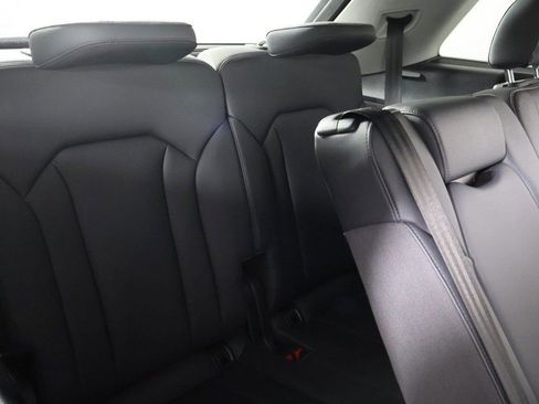 Used 2022 Audi Q7 3.0T Premium Plus w/ Premium Plus Package image 39