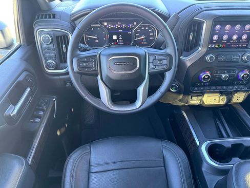 Used 2022 GMC Sierra 2500 Denali w/ Technology Package image 24