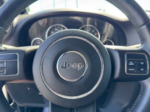 Used 2011 Jeep Wrangler Sport AWD/4WD image 17