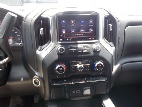 Used 2022 Chevrolet Silverado 1500 RST image 21