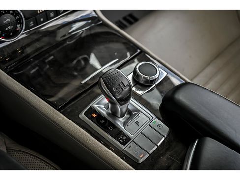 Used 2015 Mercedes-Benz SL 550 image 22