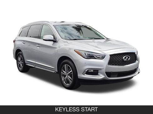 Used 2020 INFINITI QX60 Luxe w/ Essential Package FWD image 2