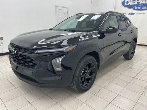 New 2026 Chevrolet Trax LT w/ Driver Confidence Package FWD image 17
