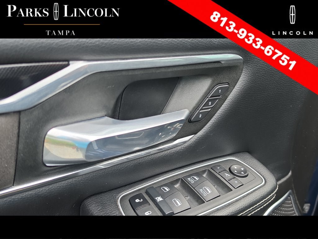 Used 2022 RAM 1500 Laramie w/ Sport Appearance Package AWD/4WD image 16