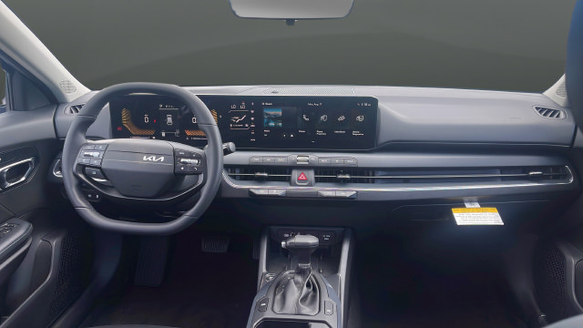 New 2026 Kia K4 EX FWD image 11