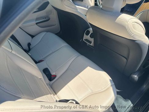 Used 2023 Mercedes-Benz C 300 4MATIC Sedan w/ Exclusive Trim Package image 19