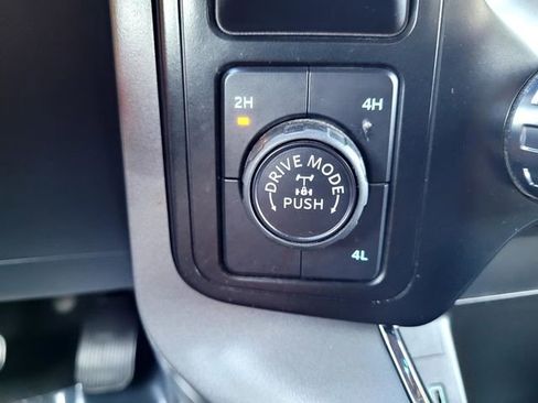 Used 2024 Ford F150 XLT w/ Mobile Office Package image 18