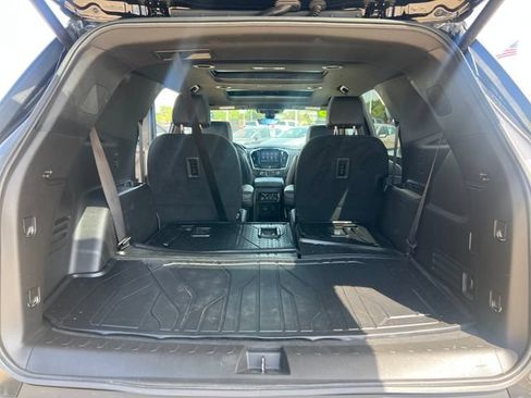 Used 2023 Chevrolet Traverse RS w/ LPO, Floor Liner Package AWD/4WD image 18